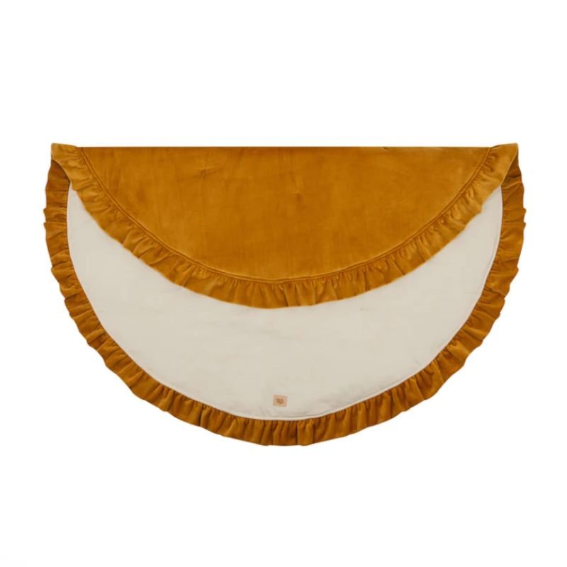 tapis sol bebe en velours moutarde