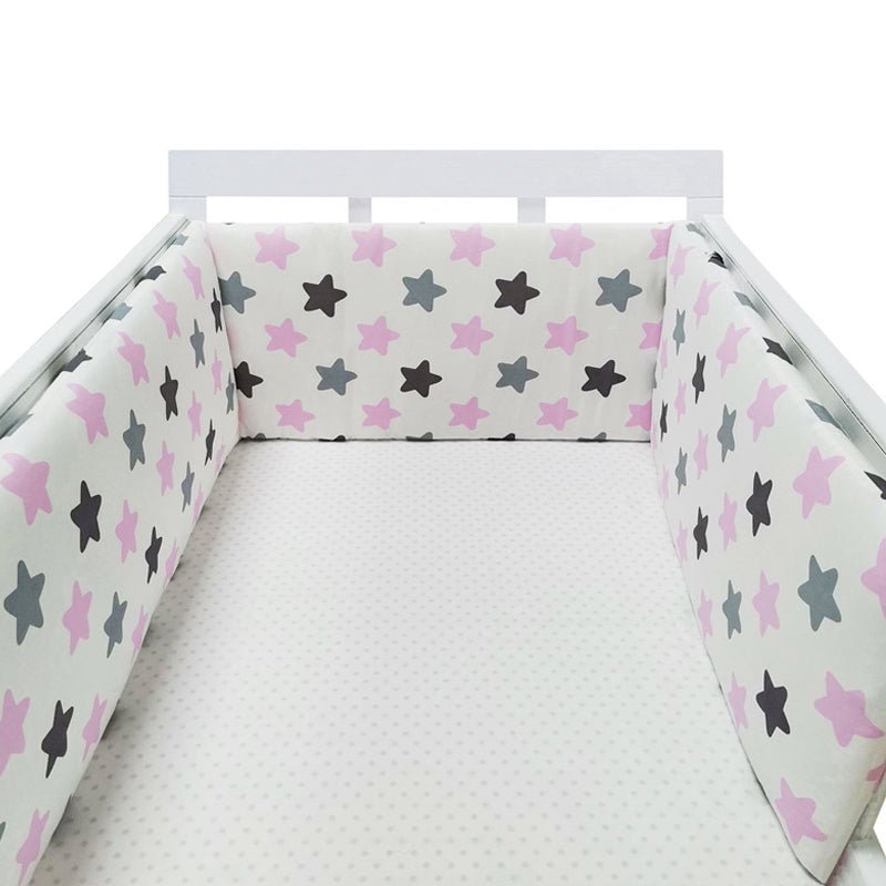 Tour de lit bébé étoilé