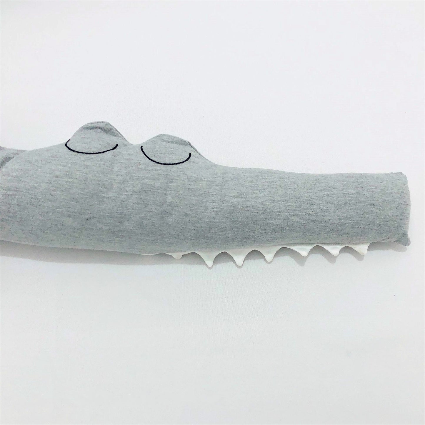 tour de lit coussin crocodile