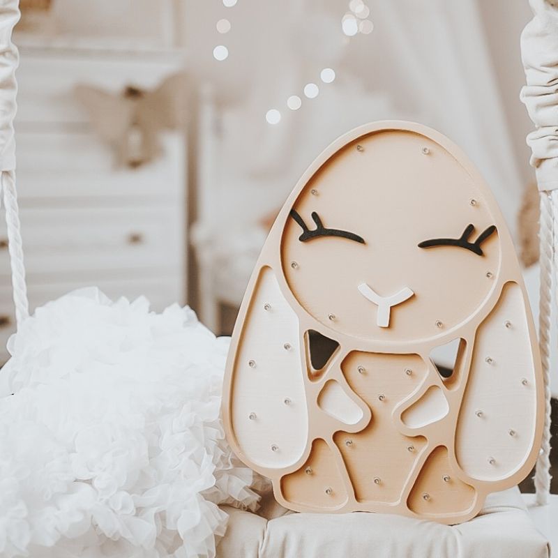 lampe en bois lapin