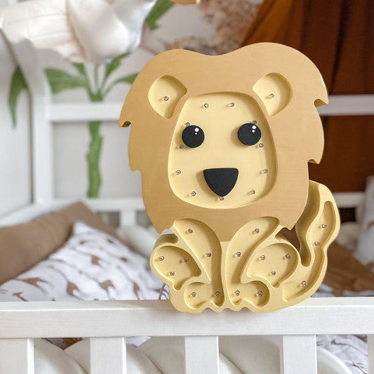 lampe en bois lion