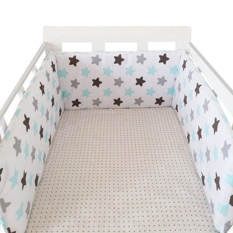 Tour de lit bébé étoilé