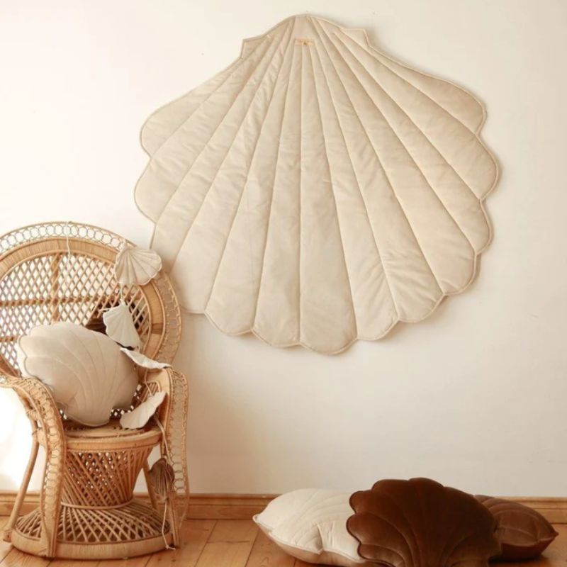 tapis chambre bebe coquillage beige