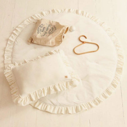 tapis de sol bebe en velours blanc