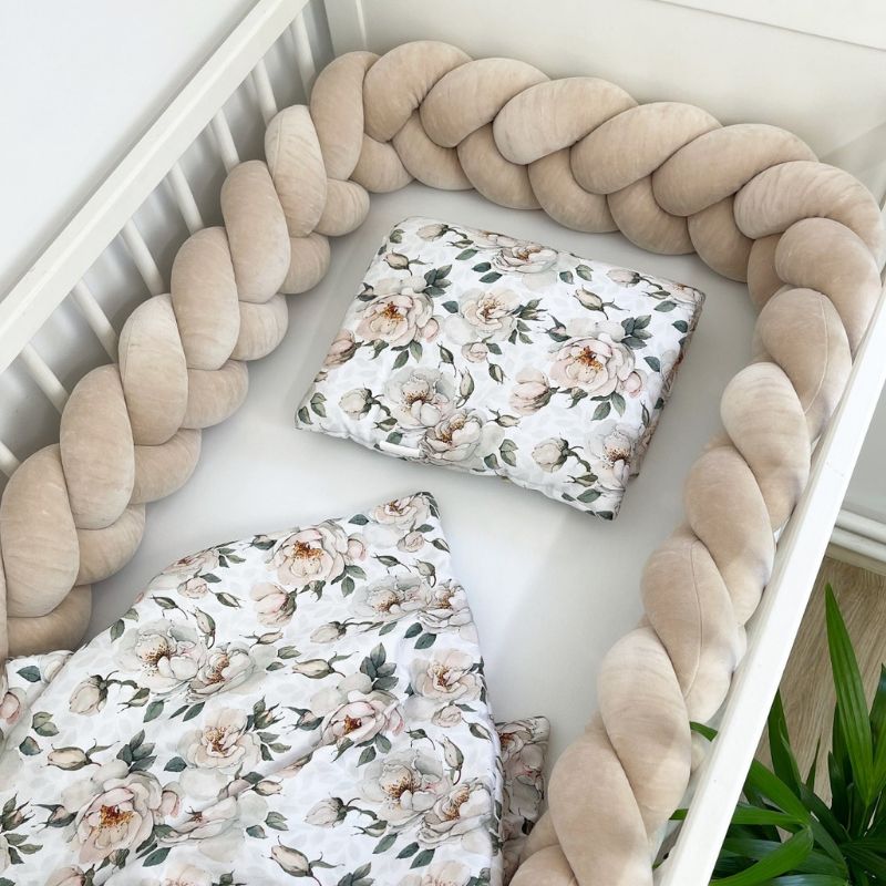 Acheter Tour de lit tressé pour bébé velours Vanille-Cannelle-Eucalyptus -  Majoliechambre